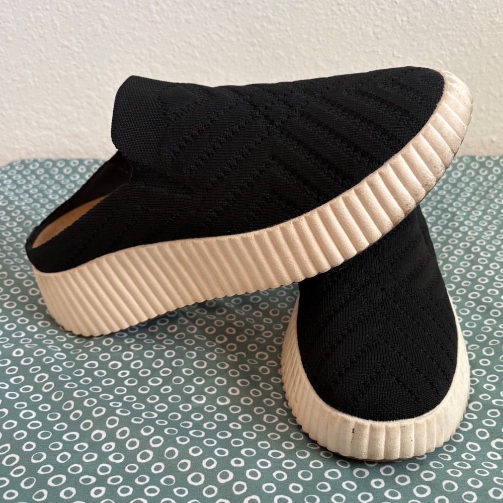 Sonoma Goods For Life Womens Black Knit Slip on Shoe Size 9.5